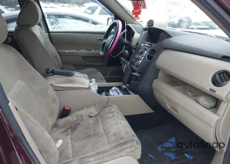 2014 Honda Pilot Lx z USA, uszkodzony, nr VIN 5FNYF4H25EB002706